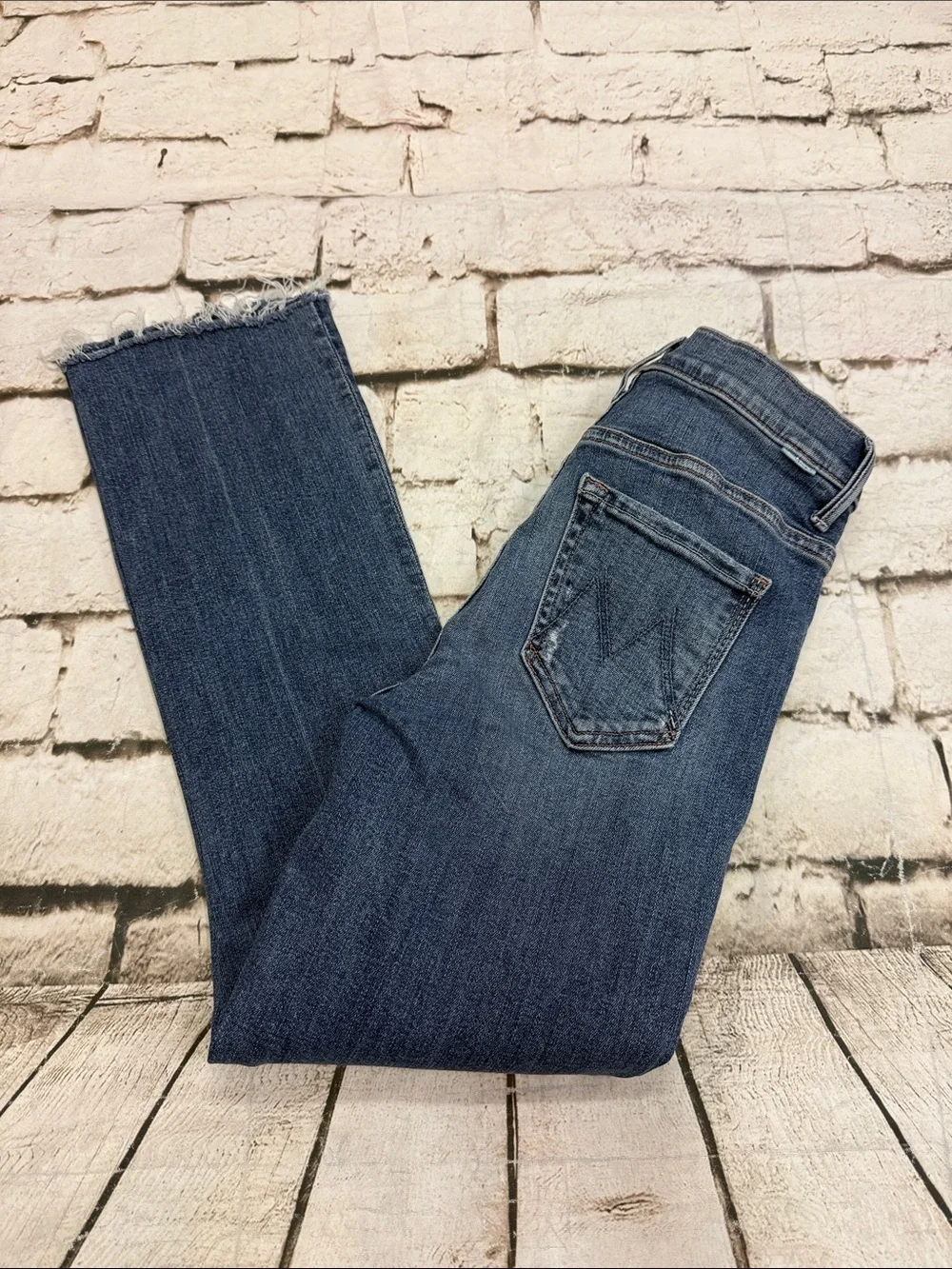 Mother Jeans The Insider Crop Step Fray in Dancing on Coals Size 24
